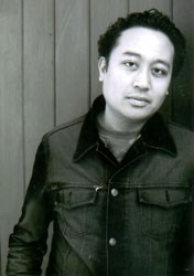 Regie Cabico