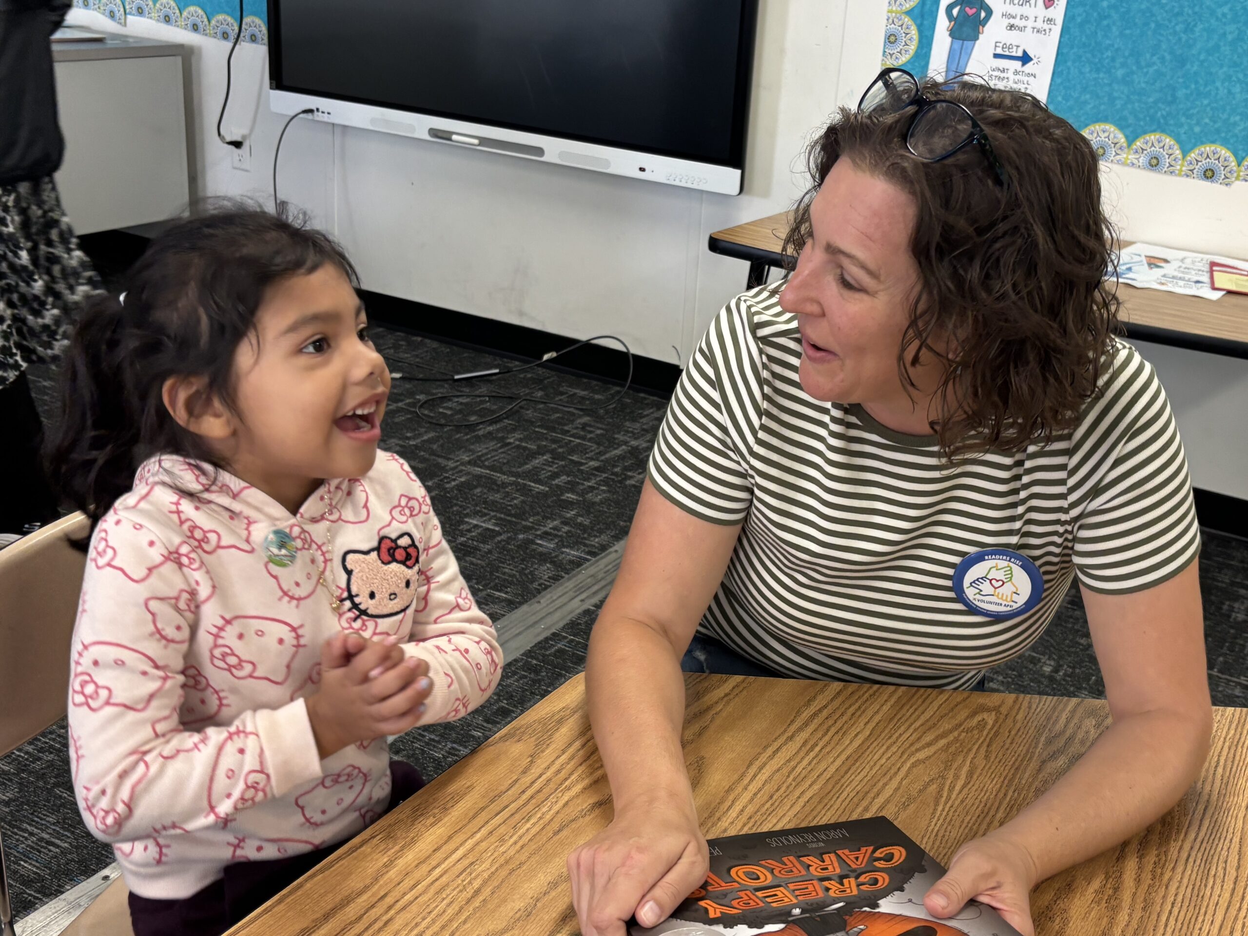 Readers Rise volunteers and students